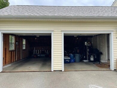 67 Oakman St, Turners Falls, MA 01376 - photo 3