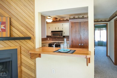 2402 fairgrove-106