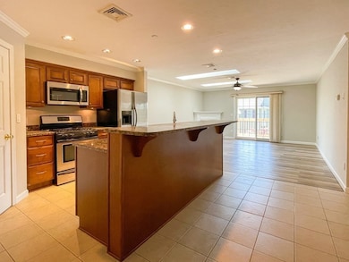 215 Longmeadow Rd unit 506, Taunton, MA 02780 - photo 4