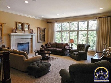 4216 SW Clarion Lakes Dr, Topeka, KS 66610 - photo 4