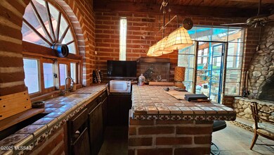 2401 E Mitchell St, Tucson, AZ 85719 - photo 3