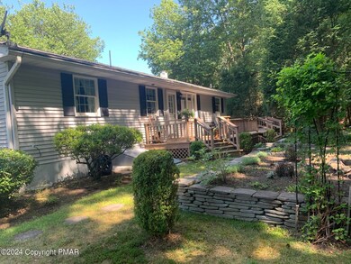 118 Getz Ln, Stroudsburg, PA 18360 - photo 2