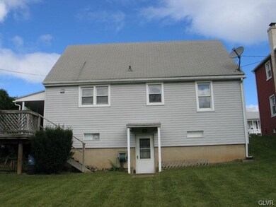 738 E Washington St, Allentown, PA 18109 - photo 3