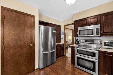 8-web-or-mls-149-vantage-point-pl