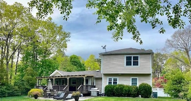 142 Southaven Ave, Medford, NY 11763 - photo 2