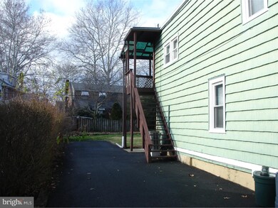 40 N Dwight St, Reading, PA 19609 - photo 2