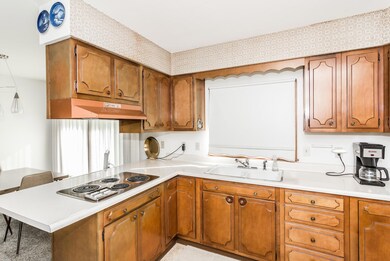 1706 Hoven Ln Crookston MN-large-005-3-K