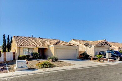 9533 Chianti Ln, Las Vegas, NV 89117 - photo 2