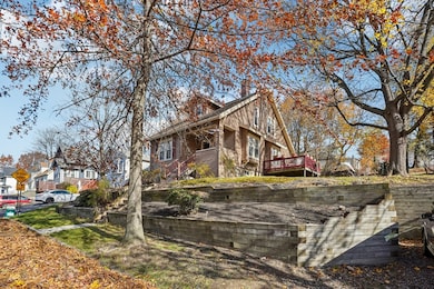 55 Standish St, Worcester, MA 01604 - photo 3