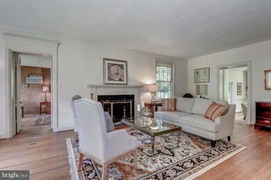 4015 49th St NW, Washington, DC 20016 - photo 4