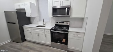 2233 N 16th St unit 2ND FL, Philadelphia, PA 19132 - photo 2