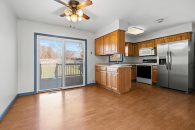 35520 Margurite Ln, Paw Paw, MI 49079 - photo 6