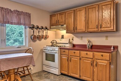 114 Rabbit Hollow Rd, Winchester, NH 03470 - photo 7