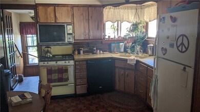 111 Friendly Rd, Cranston, RI 02910 - photo 5