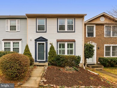 6806 Hutchison St, Falls Church, VA 22043 - photo 2