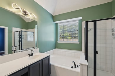 817 Pinnacle Cir, Lewisville, TX 75077 - photo 7