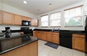 820 Millbrae Ct unit 4, West Palm Beach, FL 33401 - photo 6