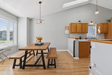 13270 Brunswick Avenue South - Spacecrafting - 0008.jpg