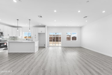 8624 Forest Ave, California City, CA 93505 - photo 7