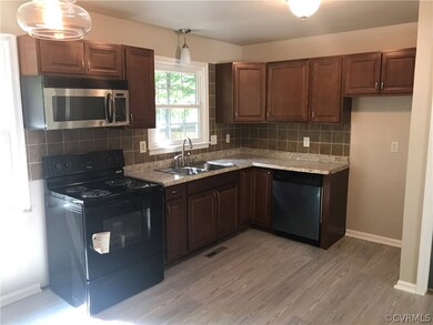 1704 Bexley Dr, Hopewell, VA 23860 - photo 6