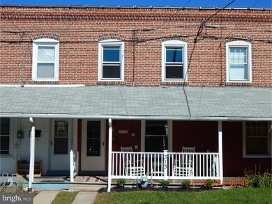 313 W 5th St, Lansdale, PA 19446 - photo 3