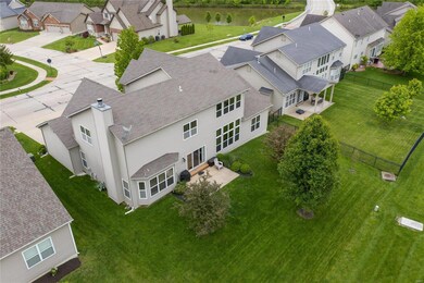 Extra Large Flat Yard for Family Entertaining !!