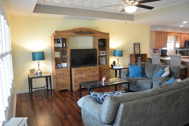 517 Forest Ridge Dr, Mount Washington, KY 40047 - photo 5