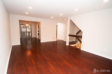 6806 Hana Rd, Edison, NJ 08817 - photo 4