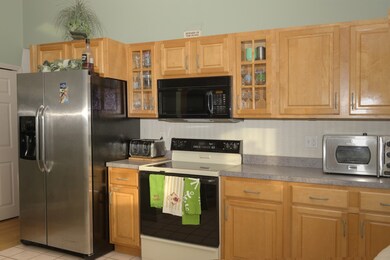 3 Pinebrook Ln, Worcester, MA 01609 - photo 4