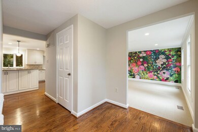 603 3rd St, Herndon, VA 20170 - photo 7