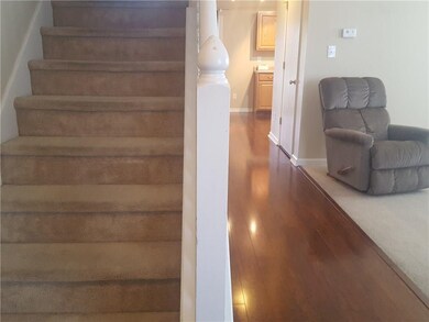 859 Moate Cir, Greenwood, IN 46143 - photo 5