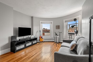 922 Beacon St unit 44, Boston, MA 02215 - photo 7