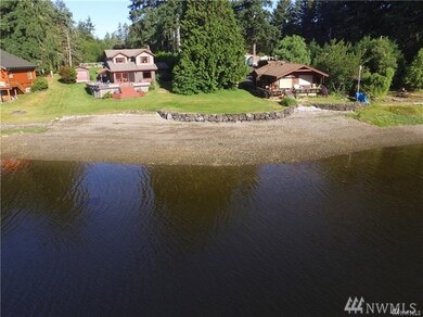 5294 E Grapeview Loop Rd, Allyn, WA 98524 - photo 3