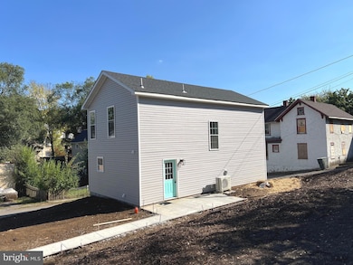 135 Dim St, Martinsburg, WV 25404 - photo 6