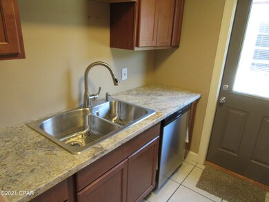 1410 New York Ave unit B, Lynn Haven, FL 32444 - photo 4