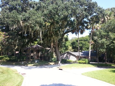 HOME ON CULDESAC