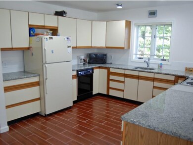 Entry To Kitchen