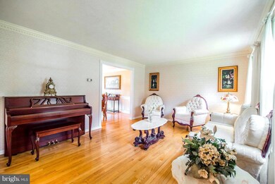 14708 Braemar Crescent Way, Gaithersburg, MD 20878 - photo 4