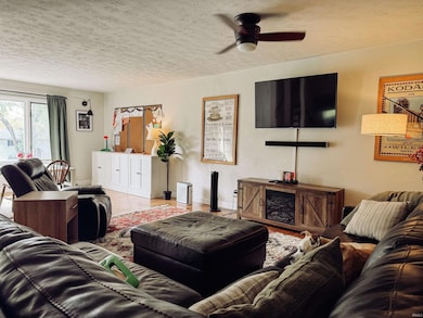 1211 E Prairie Dr, Bloomington, IN 47408 - photo 6