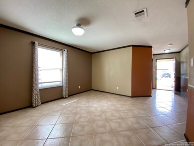 3807 Arrowwood Bend, San Antonio, TX 78261 - photo 4