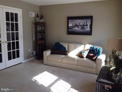 609 Rose Petal Ln, Mount Joy, PA 17552 - photo 3