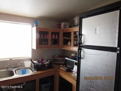 21 Juniperwood Ranch, Ash Fork, AZ 86320 - photo 2