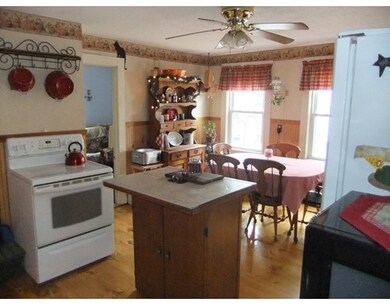 15 Pearl St, Palmer, MA 01069 - photo 6