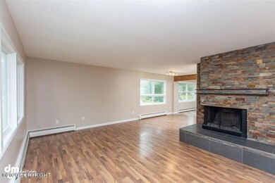 07-Living Room MS_9653