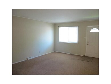 Living Room-L1.