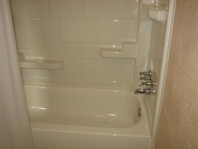 16430 Hibiscus Ln, Friendswood, TX 77546 - photo 7