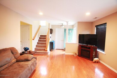 8 Saint Paul Ct, Tinton Falls, NJ 07712 - photo 4