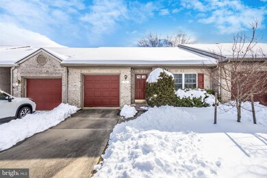 75 Sunbrook Ln unit 21, Hagerstown, MD 21742 - photo 2
