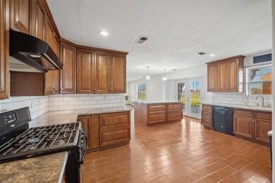 13227 Fm 362 Rd, Waller, TX 77484 - photo 4