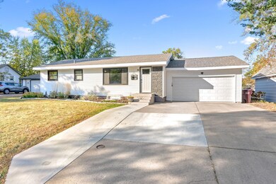 6120 Maple St, North Branch, MN 55056 - photo 4